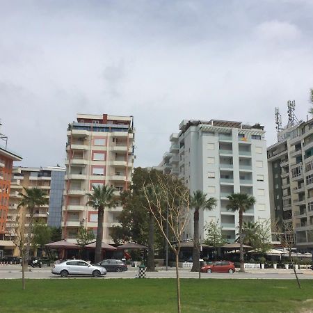Sea View Apartment Onorato 1 Влёра Экстерьер фото