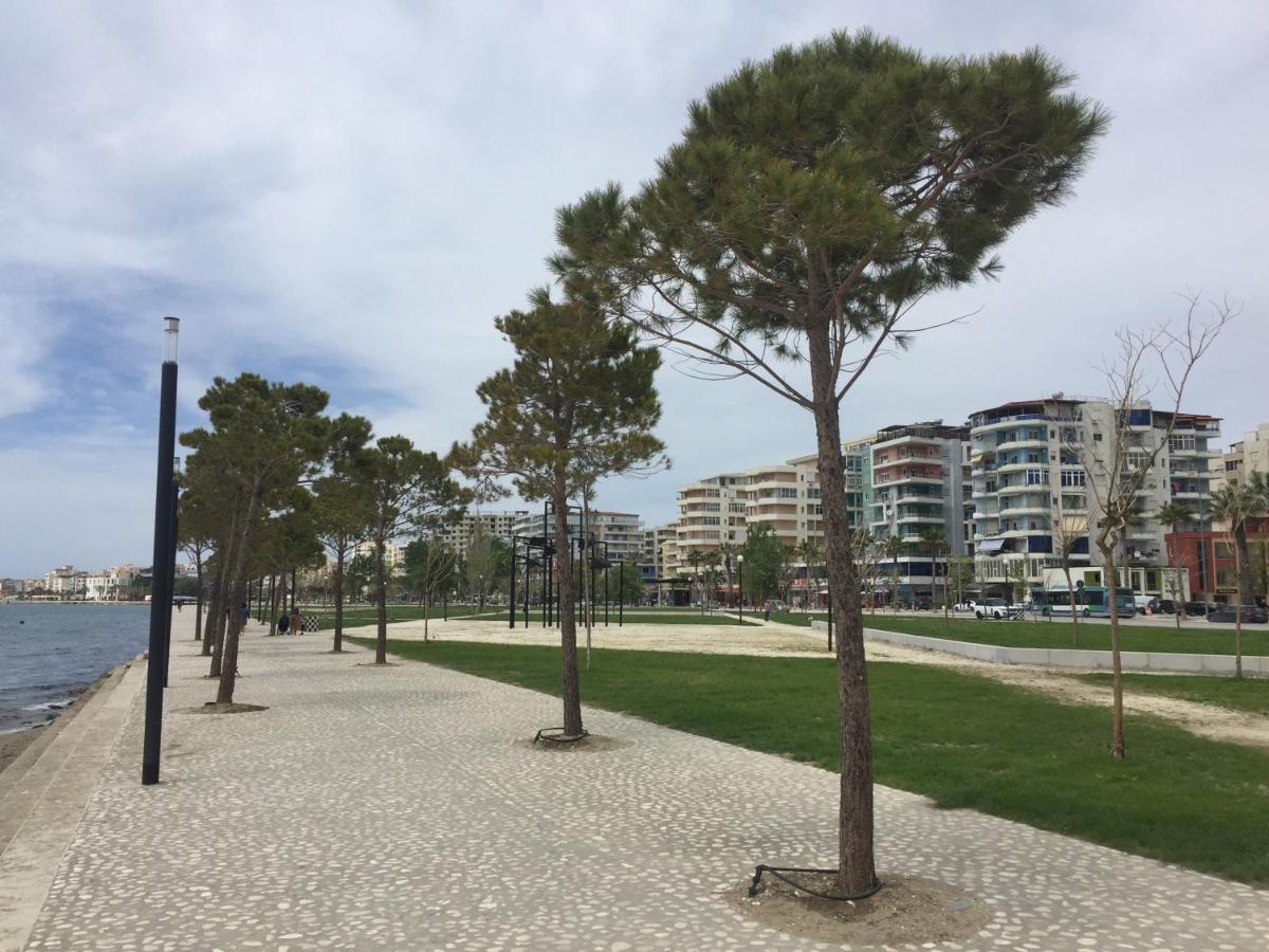 Sea View Apartment Onorato 1 Влёра Экстерьер фото