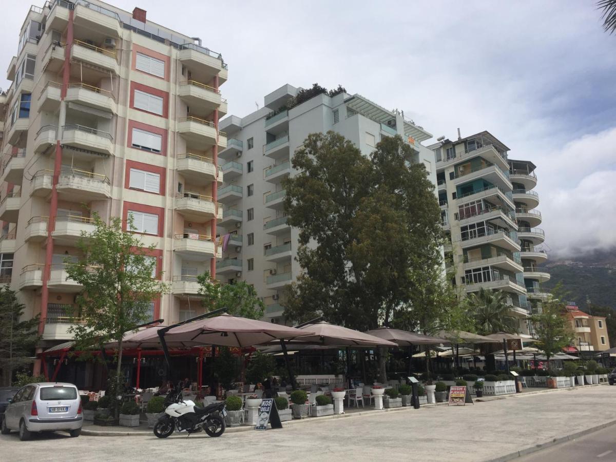 Sea View Apartment Onorato 1 Влёра Экстерьер фото