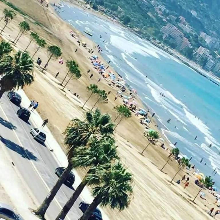 Sea View Apartment Onorato 1 Влёра Экстерьер фото