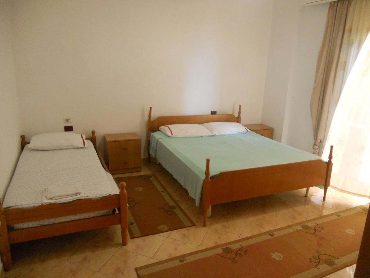 Sea View Apartment Onorato 1 Влёра Экстерьер фото