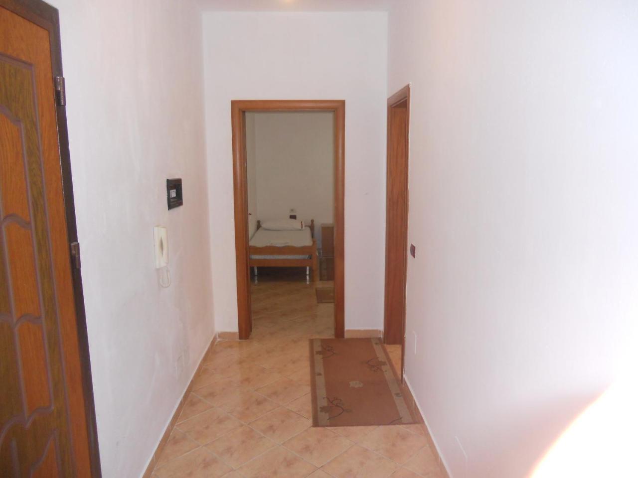 Sea View Apartment Onorato 1 Влёра Экстерьер фото